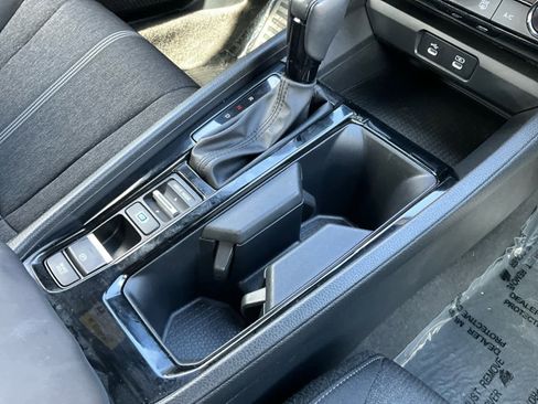 Used 2023 Honda Accord Sport image 17