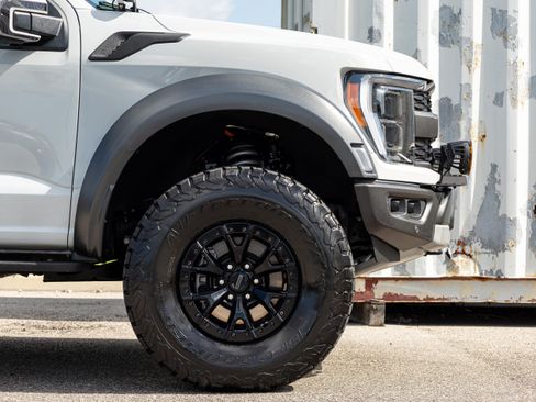 Used 2023 Ford F150 Raptor w/ Raptor 37 Performance Package AWD/4WD image 19