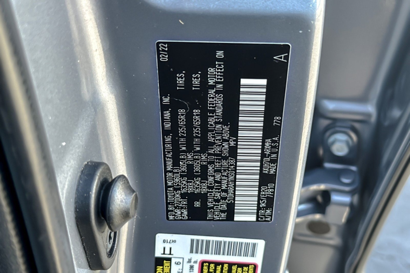 Certified 2022 Toyota Highlander XLE FWD image 29