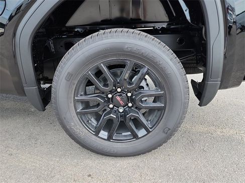 New 2026 GMC Sierra 1500 Elevation image 27