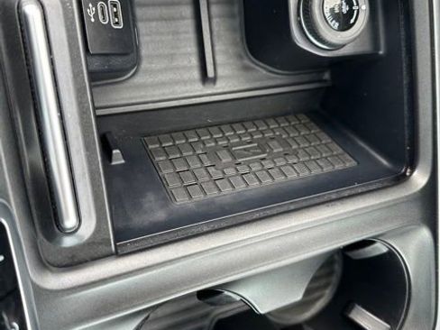 Used 2025 Ford Expedition Platinum w/ Platinum Ultimate Package AWD/4WD image 22