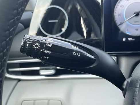 New 2026 Hyundai Elantra Limited FWD image 29