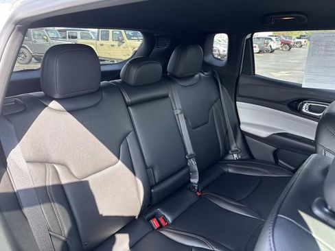 Used 2024 Jeep Compass Limited AWD/4WD image 31