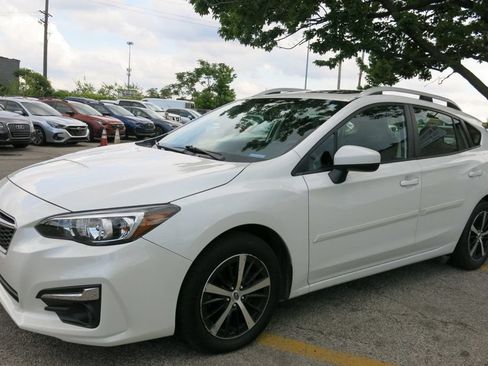 Used 2020 Subaru Impreza 2.0i Premium AWD/4WD image 2