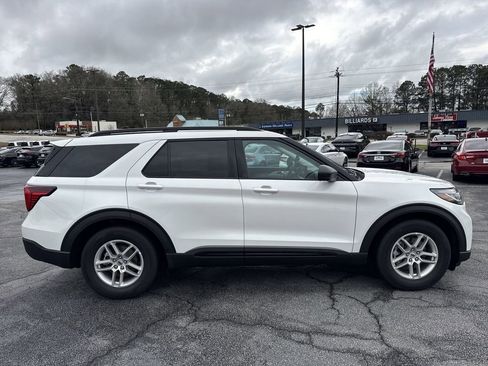 New 2026 Ford Explorer Active w/ Active Comfort Package RWD image 8