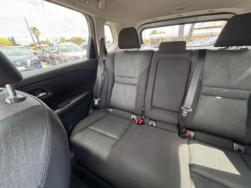 Used 2025 Nissan Rogue SV FWD image 41