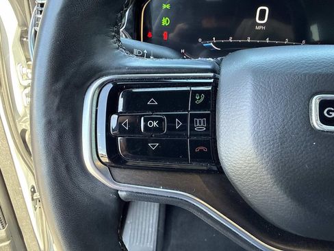 Used 2022 Jeep Grand Wagoneer Series I image 32