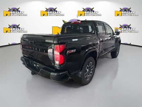 Used 2023 Chevrolet Colorado Z71 w/ Z71 Convenience Package 2 AWD/4WD image 4