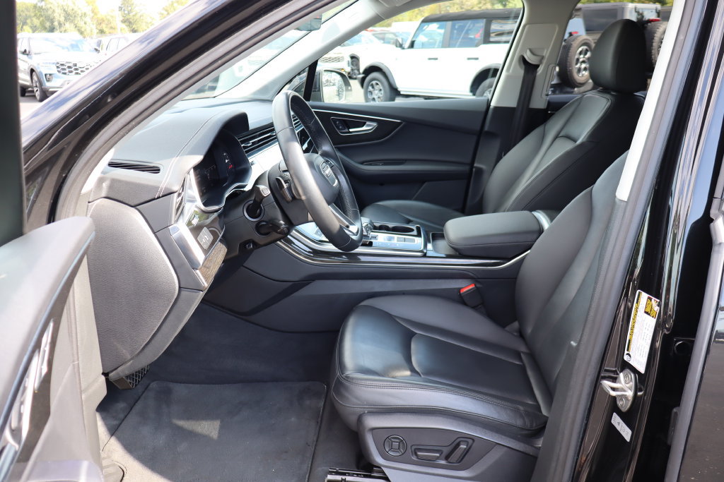 Used 2024 Audi Q7 3.0T Premium Plus AWD/4WD image 24