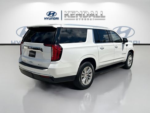 Used 2022 GMC Yukon XL SLT w/ SLT Premium Package AWD/4WD image 6