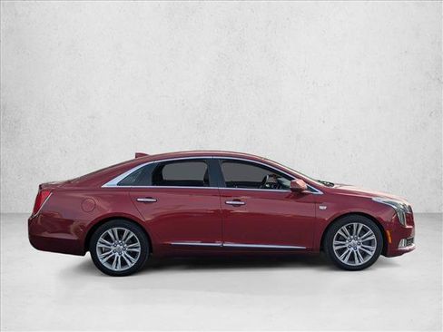 Used 2019 Cadillac XTS Luxury image 4