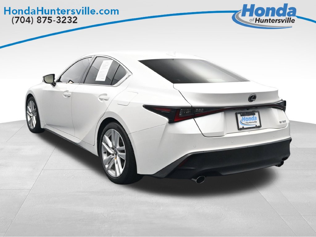 Used 2024 Lexus IS 300 w/ Comfort Package RWD image 6
