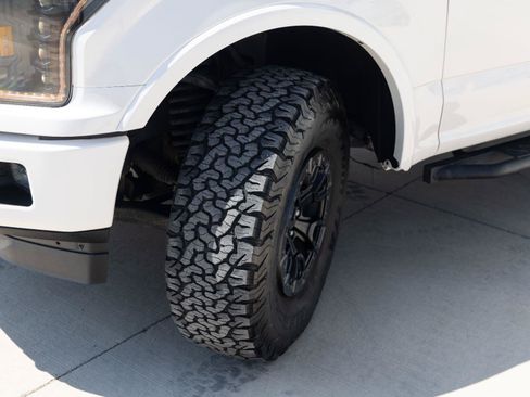 Used 2019 Ford F150 Lariat w/ Trailer Tow Package AWD/4WD image 5