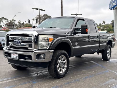 Used 2015 Ford F350 Lariat w/ Lariat Ultimate Package AWD/4WD image 4