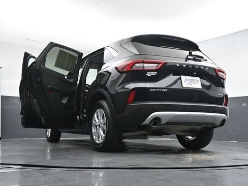Used 2023 Ford Escape Active w/ Tech Pack #2 AWD/4WD image 40