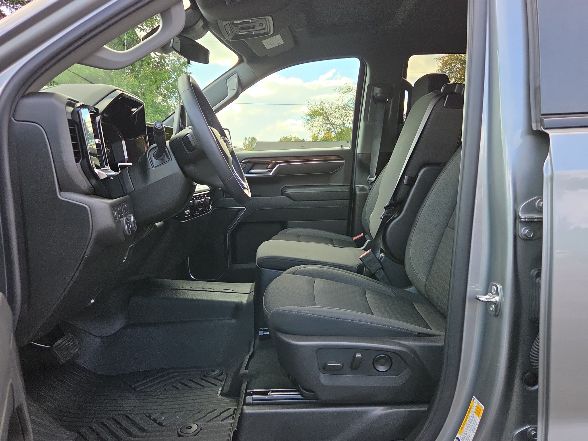 Used 2026 Chevrolet Silverado 1500 LT w/ All Star Edition Plus AWD/4WD image 21