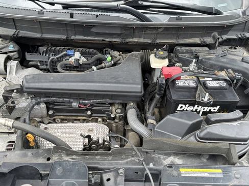 Used 2017 Nissan Rogue SL w/ SL Premium Package AWD/4WD image 32