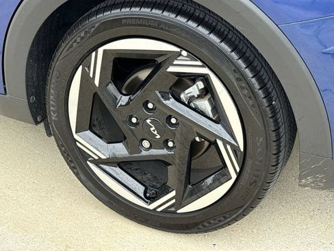 Used 2025 Kia K4 EX FWD image 12