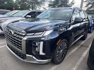 Used 2023 Hyundai Palisade Calligraphy FWD video 1