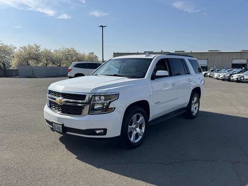 Used 2016 Chevrolet Tahoe LT w/ Luxury Package image 5