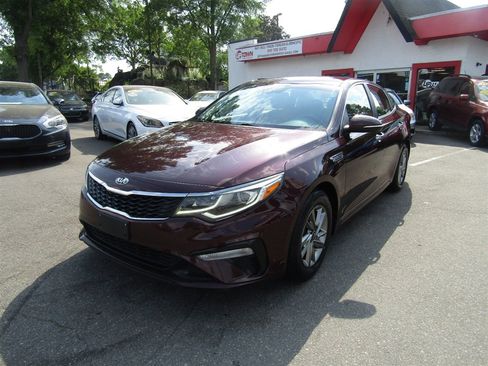 Used 2019 Kia Optima LX FWD image 1