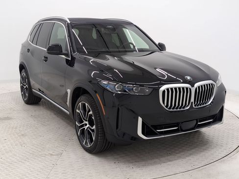 Used 2026 BMW X5 sDrive40i w/ Premium Package image 19