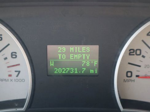 Used 2006 Ford Explorer Eddie Bauer RWD image 30