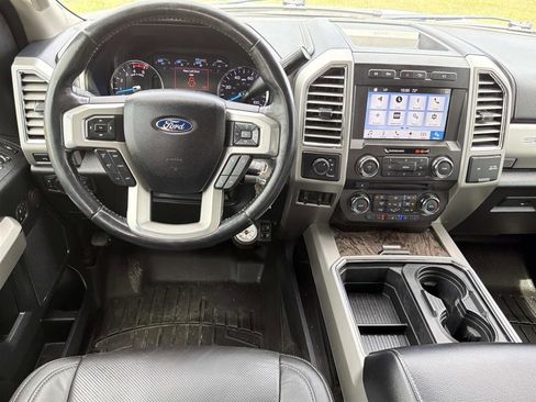Used 2017 Ford F350 Lariat w/ Lariat Value Package AWD/4WD image 15