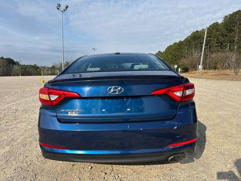 Used 2015 Hyundai Sonata SE image 7