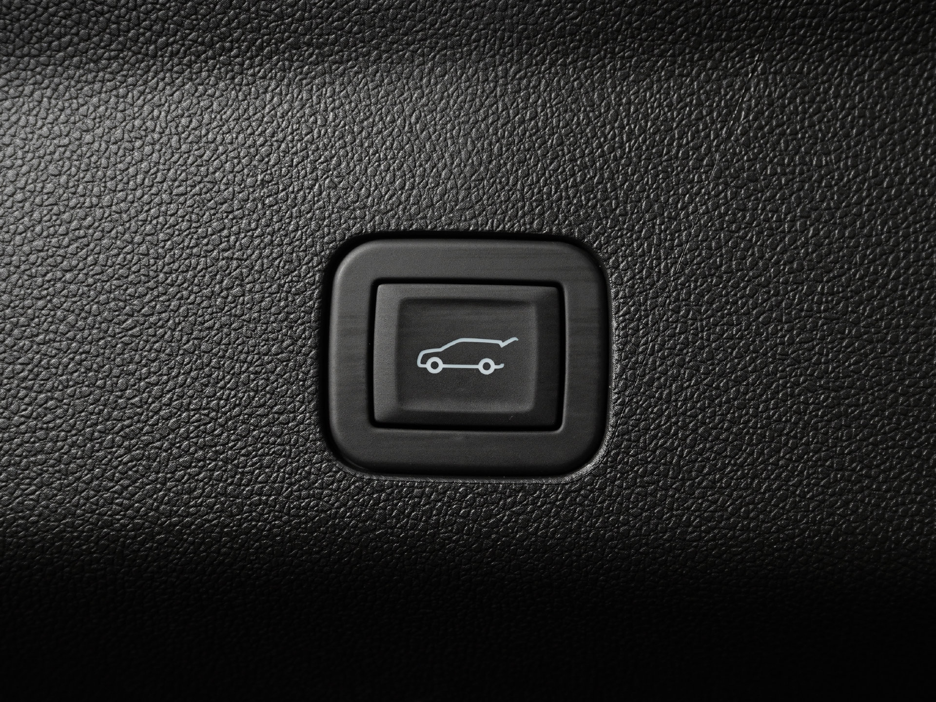 Used 2026 GMC Yukon AT4 Ultimate w/ LPO, Floor Liner Package AWD/4WD image 15