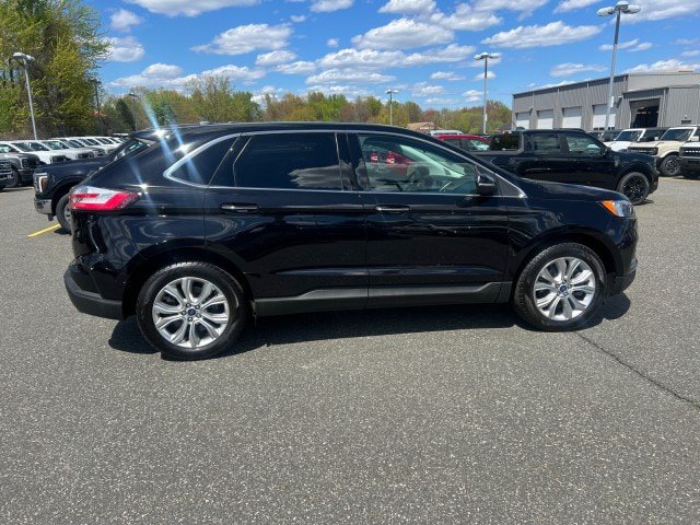 Used 2022 Ford Edge Titanium AWD/4WD image 8