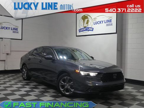 Used 2023 Honda Accord EX image 1
