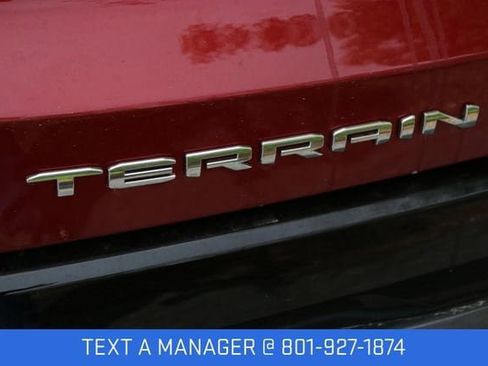 New 2026 GMC Terrain AT4 w/ Technology Package II AWD/4WD image 8