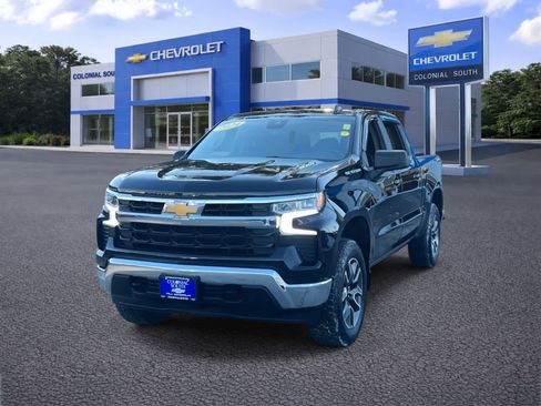 Certified 2024 Chevrolet Silverado 1500 LT image 2