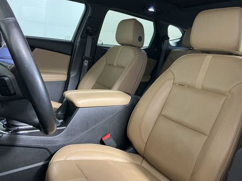 Used 2019 Chevrolet Blazer Premier w/ Sun and Wheels Package image 13