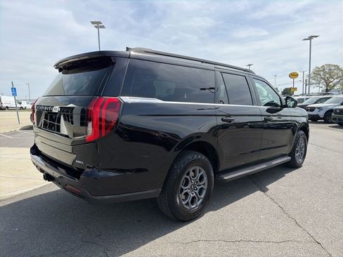Certified 2025 Ford Expedition Max Active AWD/4WD image 5