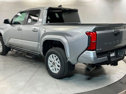 New 2026 Toyota Tacoma SR5 AWD/4WD image 3