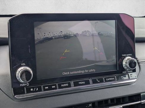 Used 2024 Mitsubishi Outlander ES FWD image 13