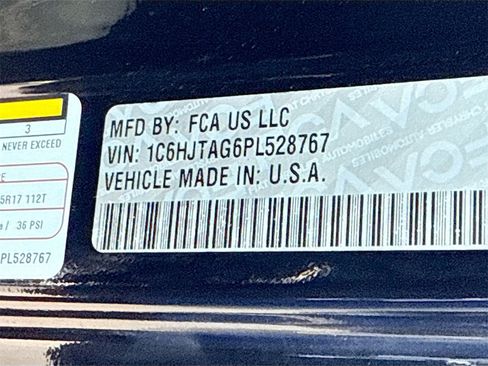 Used 2023 Jeep Gladiator Sport image 34