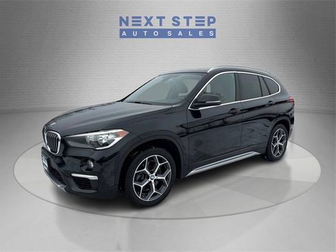 Used 2018 BMW X1 xDrive28i w/ Convenience Package image 3