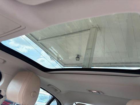 Used 2020 Jaguar XE S RWD image 16