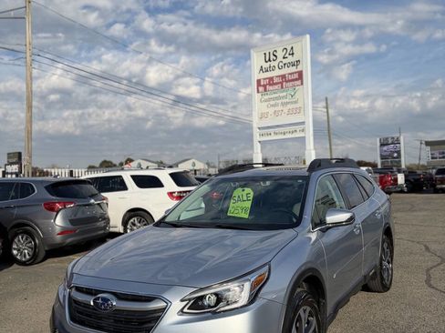 Used 2021 Subaru Outback Limited w/ Popular Package #2 image 3