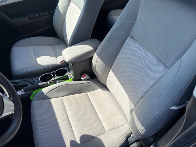 Used 2015 Toyota Corolla LE FWD image 23