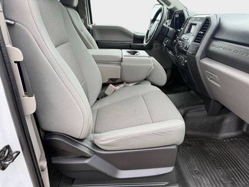 Used 2019 Ford F250 XL w/ XL Value Package AWD/4WD image 10