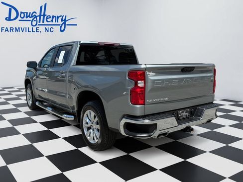 Used 2025 Chevrolet Silverado 1500 LT AWD/4WD image 3
