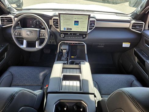 New 2025 Toyota Tundra Limited image 14