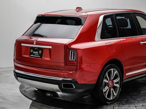 Used 2019 Rolls-Royce Cullinan AWD/4WD image 21