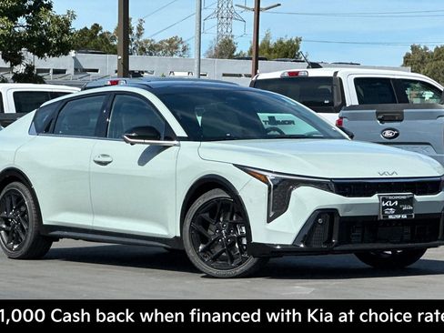 New 2026 Kia K4 GT-Line Turbo image 2