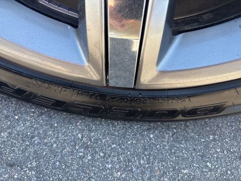 Used 2018 Cadillac Escalade Premium Luxury AWD/4WD image 39