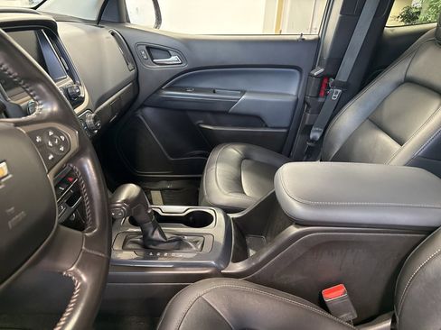 Used 2018 Chevrolet Colorado Z71 image 12